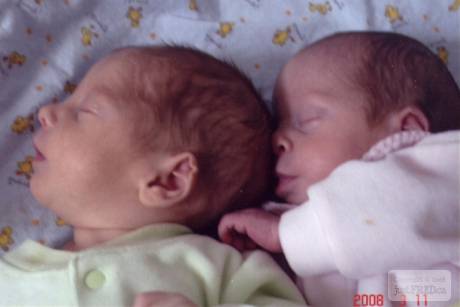 ja_twins001.jpg
